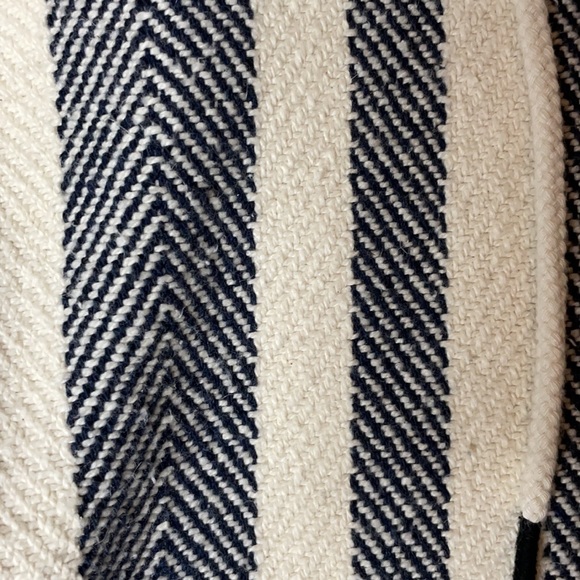 baja beach pullover with hood - Picture 3 of 4